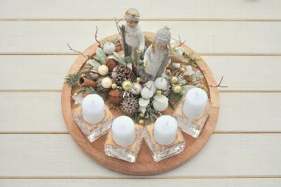Drevený adventný podnos s deťmi-lyžiarmi – foto 2